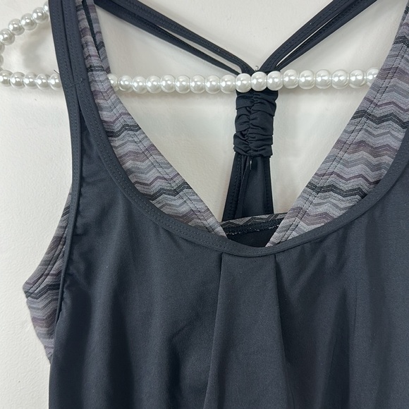 Athlete Black & Gray Tie Open Back Build in Sports Bra Tank Top XXS - Picture 2 of 7